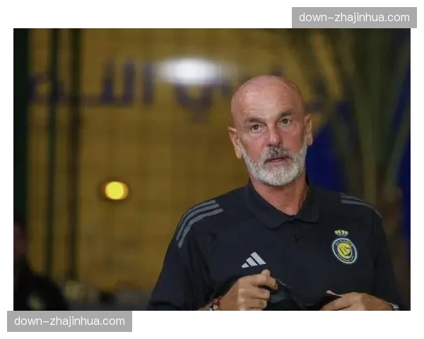 专访米兰防守教练：详解皮奥利体系中，边后卫与中后卫的协同职责